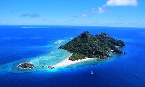 Прекрасный остров фиджийского архипелага